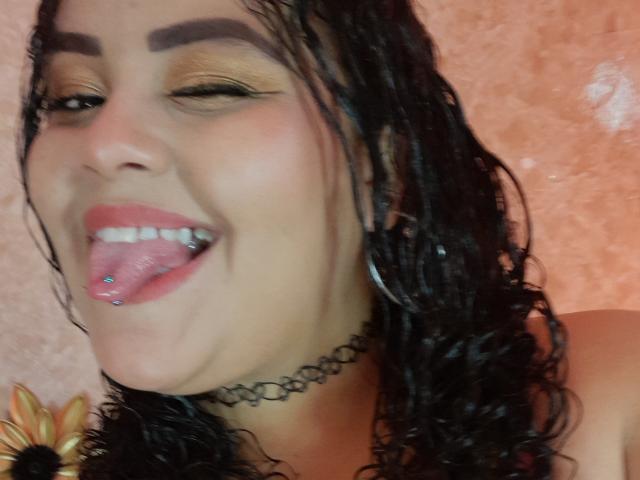 MelannieCarter - Live sex cam - 27856994