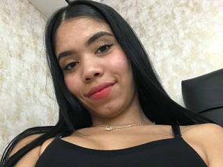 EmaGarces - Live porn &amp; sex cam - 27857045