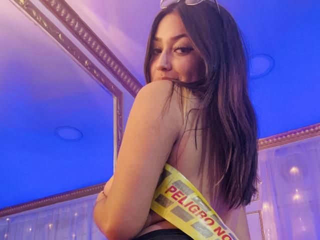 KatianPierce - Live porn &amp; sex cam - 27858164