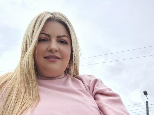 NatalyHami - Élő pornó és szexkamera - 27861725