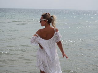 MillaXQueen - Live porn &amp; sex cam - 27863297