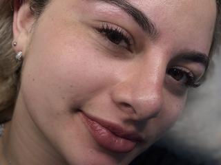 AtheneaRossi - Sexe cam en vivo - 27864536