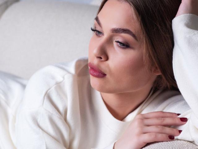 LaraPika - Live porn &amp; sex cam - 27864878