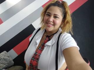 IamAhYours - Live sex cam - 27866057