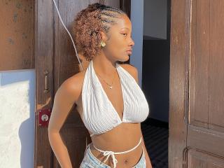 FrenchQueen - Live porn &amp; sex cam - 27868487