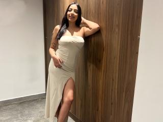 BellaVibes - Live porn &amp; sex cam - 27869447