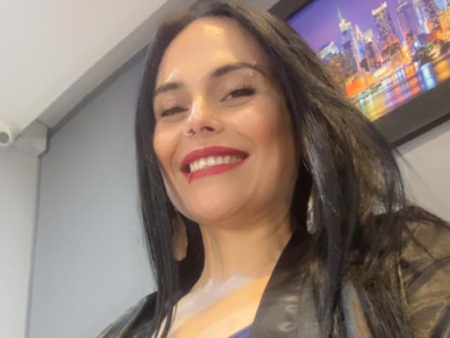 CharlotteCrofort - Live sex cam - 27869900