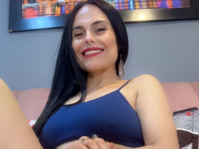 CharlotteCrofort - Live porn &amp; sex cam - 27869903