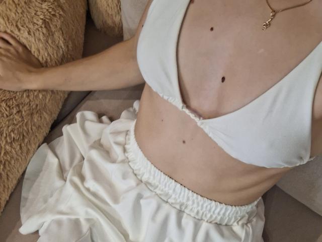 MilaYanis - Sexe cam en vivo - 27875000