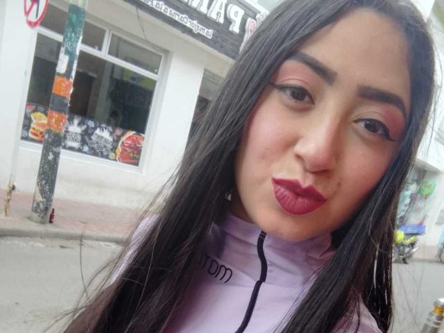 JuliethCruz - Live porn &amp; sex cam - 27879062