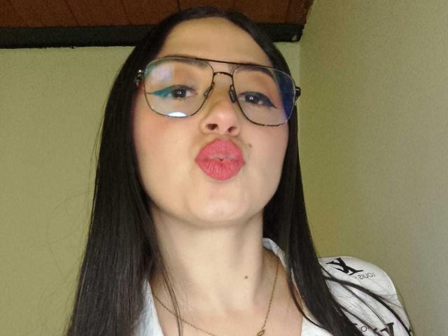 JuliethCruz - сексуальная веб-камера в реальном времени - 27879083