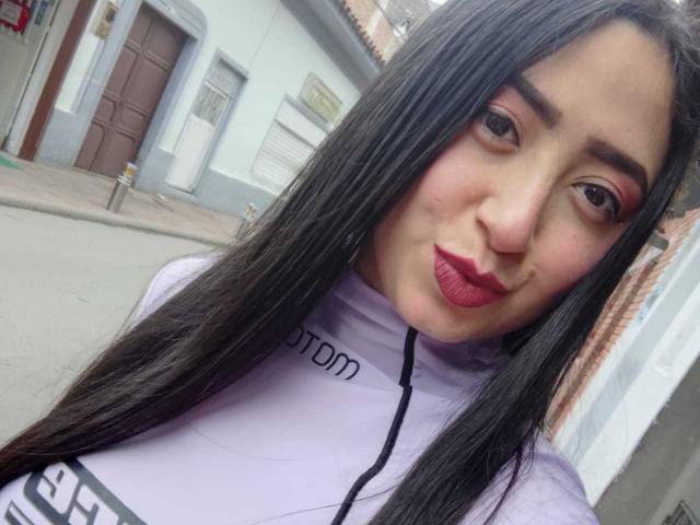 JuliethCruz - ライブポルノ&amp;セックスカム - 27879098