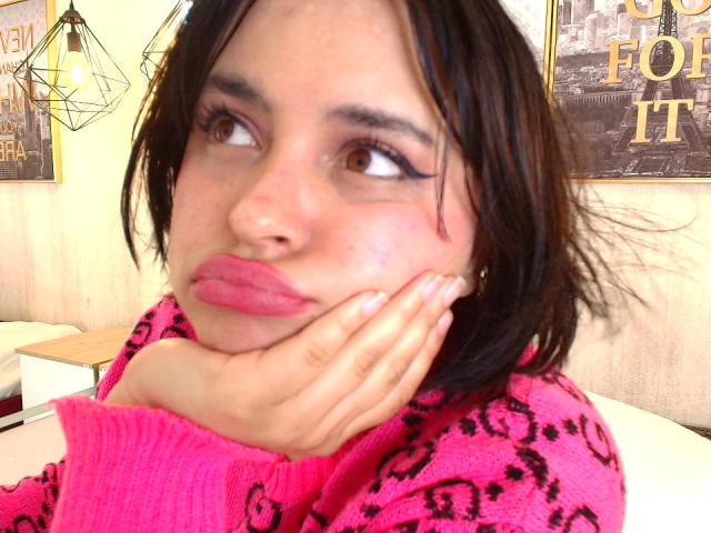 Blueeskyy - Élő pornó és szexkamera - 27881120