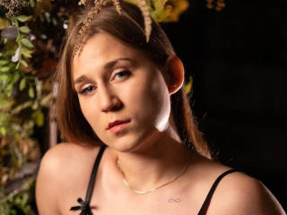 MiaHells - сексуальная веб-камера в реальном времени - 27881300