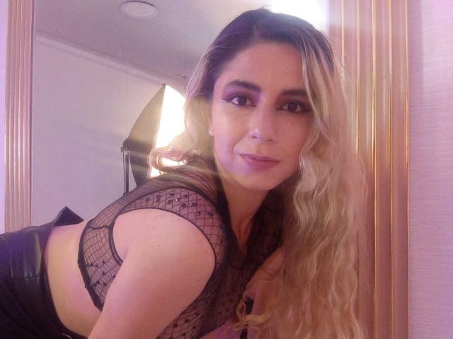 SophieTeller - ライブポルノ&amp;セックスカム - 27881447