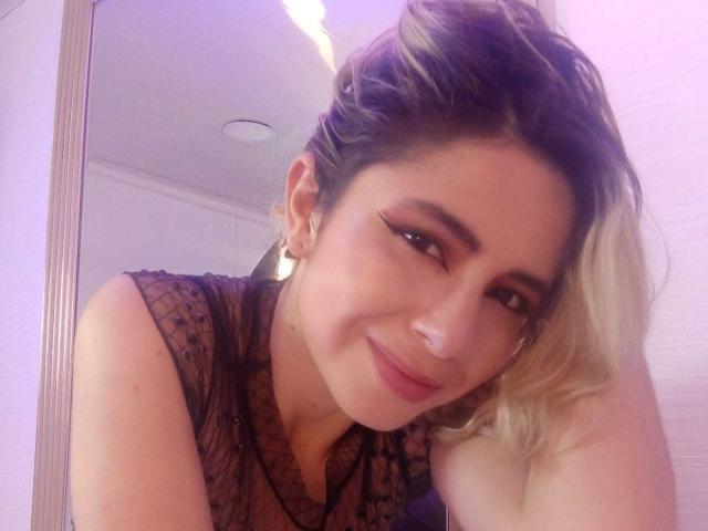 SophieTeller - ライブポルノ&amp;セックスカム - 27881465