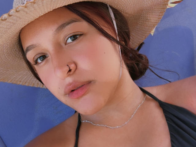 MarianaVargasX - Porno na żywo i seks kamera - 27885224