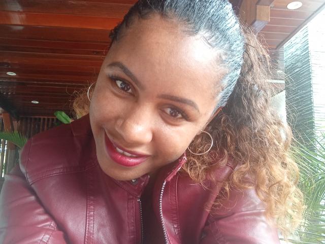 LayahCoquine - Camera khiêu dâm &amp; quyến rũ trực tiếp - 27885845