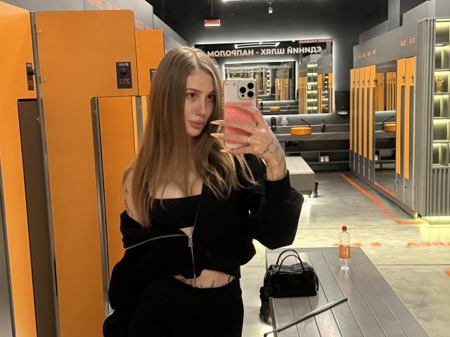 SensualMila - Live porn &amp; sex cam - 27886097