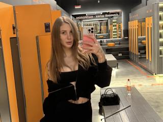 SensualMila - Live porn &amp; sex cam - 27886103