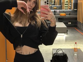 SensualMila - Live porn &amp; sex cam - 27886109