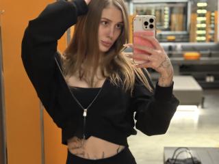 SensualMila - Live porn &amp; sex cam - 27886112