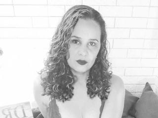 VittoriaI - сексуальная веб-камера в реальном времени - 27887198