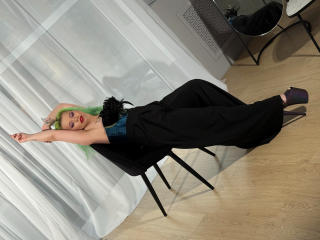 EnergyBurnny - Live sex cam - 27887369