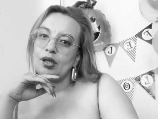 RoxieJackson - Live sexe cam - 27887480