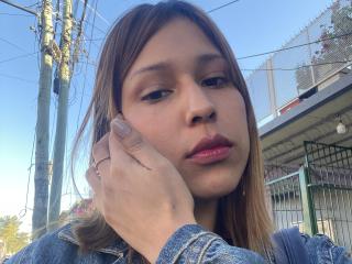 KiaraHernandes - Live porn &amp; sex cam - 27889553