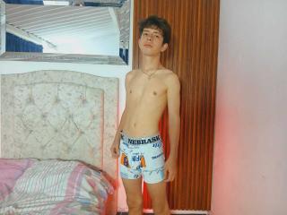 DilanoRduz - Live porn &amp; sex cam - 27890477