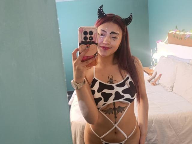 EmilyLorenz - Live sex cam - 27890843