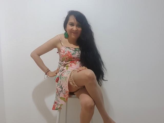 MiiaLane - Live sex cam - 27892157