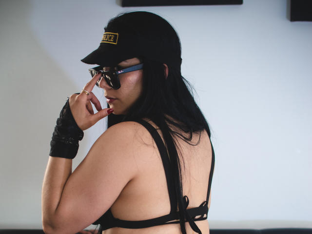 BiancaScott - Élő pornó és szexkamera - 27893333