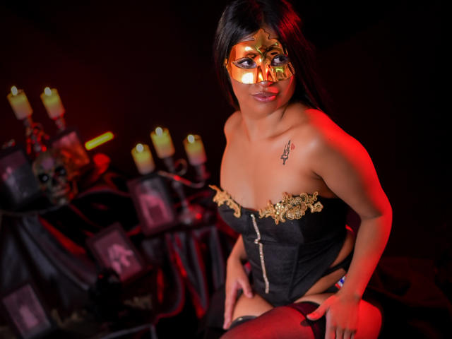 ZarayWhitmore - Sexe cam en vivo - 27894896