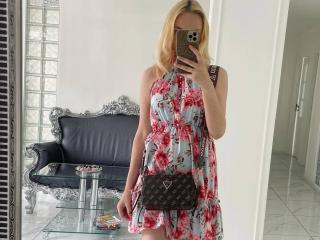 GlariyaHot - Live porn &amp; sex cam - 27895940