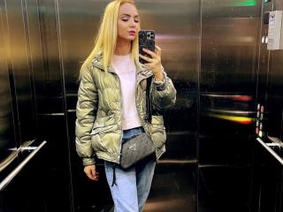 GlariyaHot - Live porn &amp; sex cam - 27895952