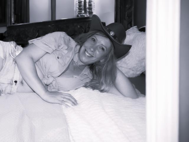 ArchAngelTheFrancaise - Live sex cam - 27897125