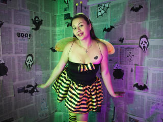 SarahSkys - Live porn &amp; sex cam - 27897743