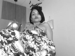 ExoticLyla - Live Sex Cam - 27897932