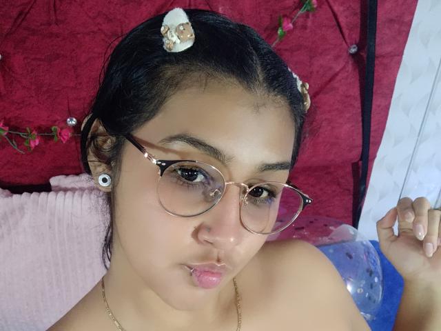 EmiilyJohamson - Sexe cam en vivo - 27898430