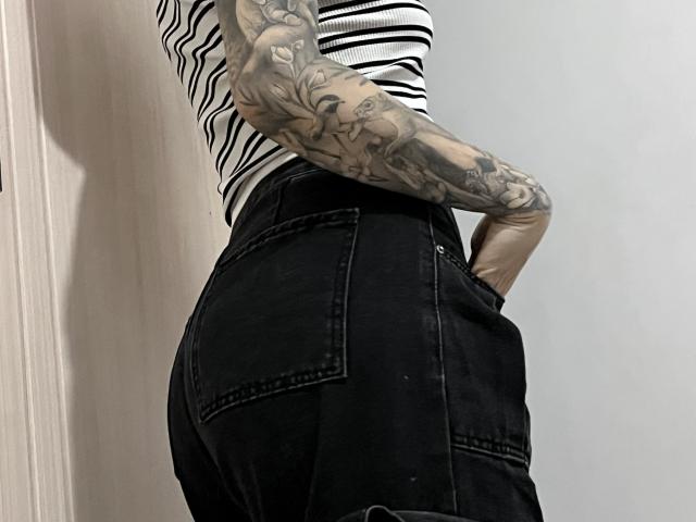 SarahRousen - Sexe cam en vivo - 27898913