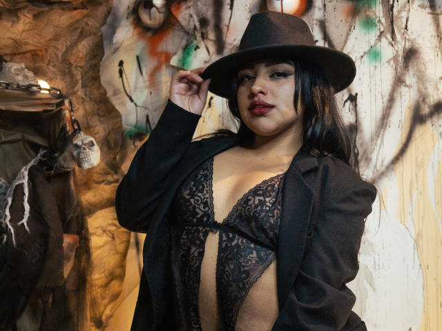 SyraPalmer - Live porn &amp; sex cam - 27899978