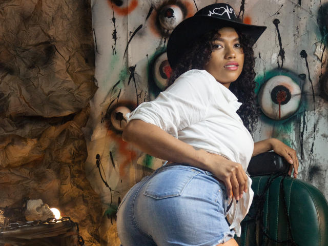 KellyAmbaris - ライブポルノ&amp;セックスカム - 27900116