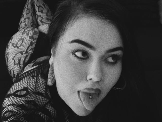 VarvaraAllita - Live sex cam - 27900743