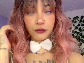 LaurenEvie69 - Live porn &amp; sex cam - 27901379