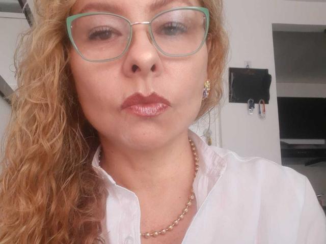 MiaAmoretti - Sexe cam en vivo - 27904064