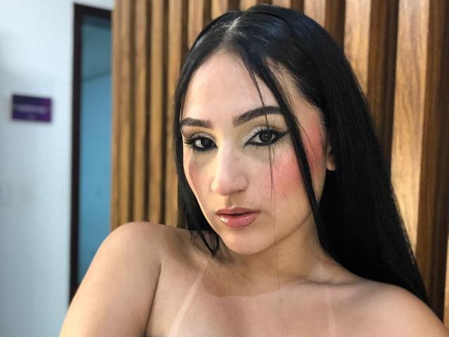 HiilaryDolce - Sexe cam en vivo - 27904925