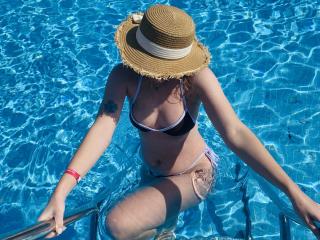 AlicePrings - Live porn &amp; sex cam - 27905339