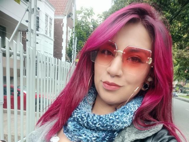 LarissaMiller - 라이브 포르노 &amp; 섹스 캠 - 27906212